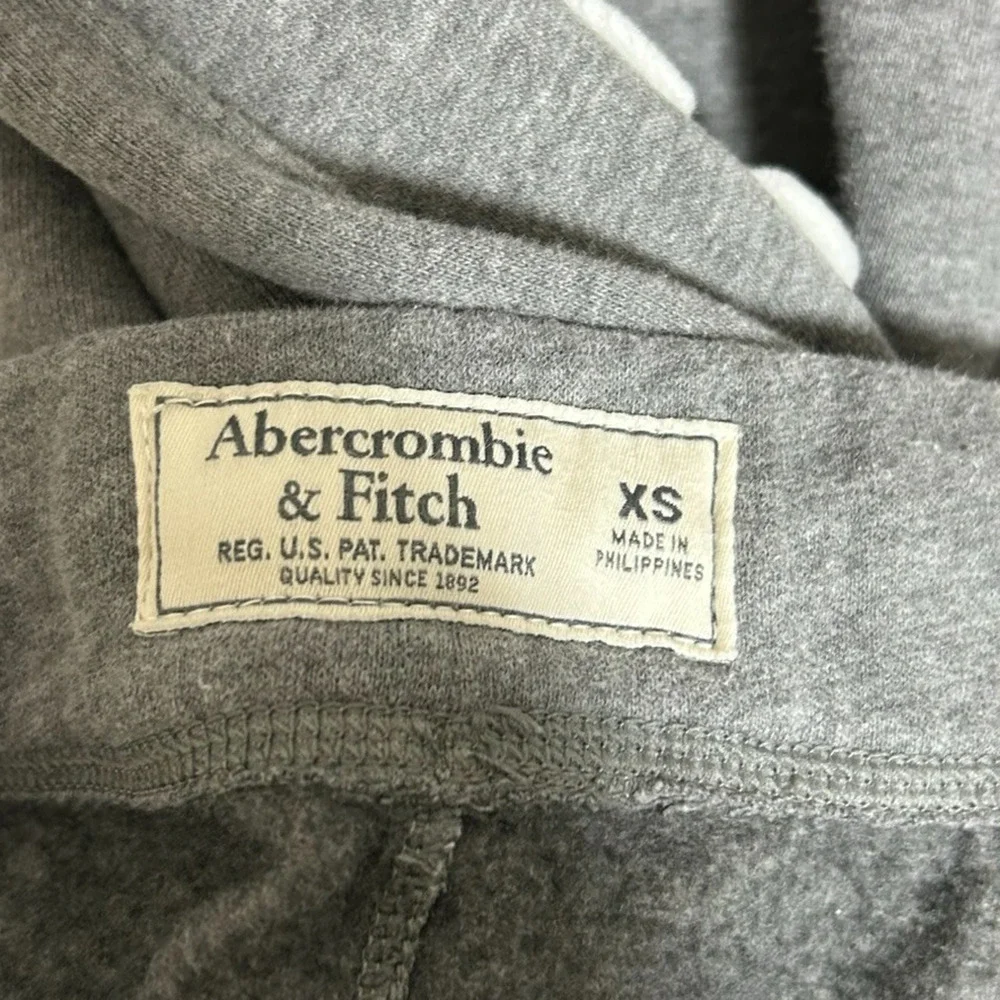 Abercrombie & Fitch Womens Gray Sweatpants Size‎ XS Spell Out Preppy Joggers